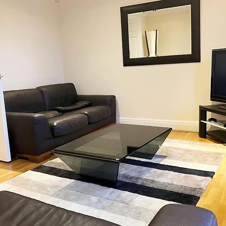 Central Chester Bedrooms Eksteriør billede