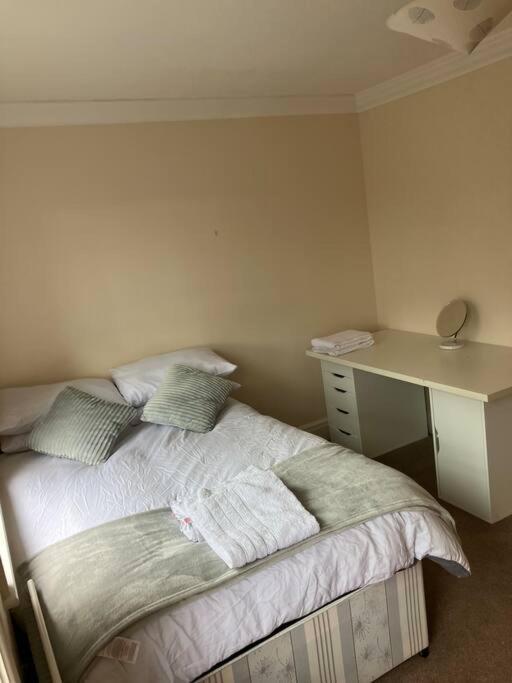 Central Chester Bedrooms Eksteriør billede